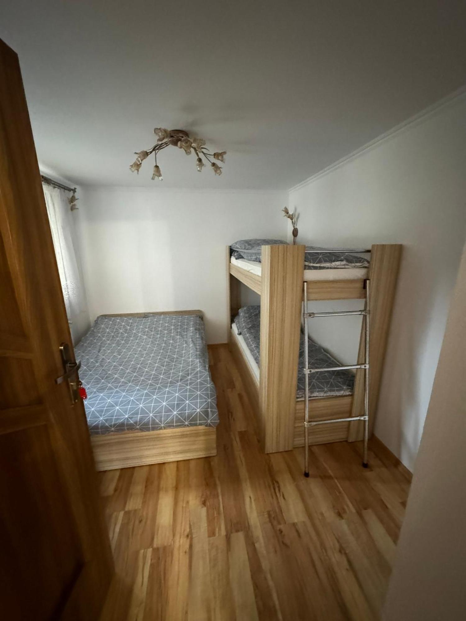 Domek Pod Miastem Apartment Przemysl Bagian luar foto